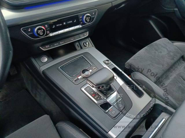 21 - AUDI Q5 SPORT QUATTRO 45 TFSI 2019r.