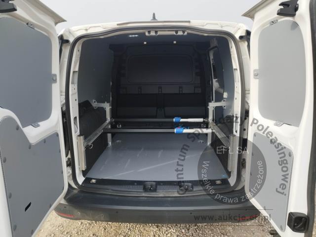 8 - Volkswagen Caddy Cargo 2.0 TDI 2022r. WZ561FU  UWAGA!! Pojazd znajduje się w firmie ARCTOS GROUP sp. z o.o. Al. Krakowska 7, 02-183 Warszawa