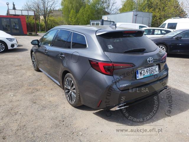 2 - Toyota Corolla 2.0 Hybrid Style 2023r. WZ989HC Pojazd znajduje się w firmie ARCTOS GROUP sp. z o.o. Al. Krakowska 7, 02-183 Warszawa
