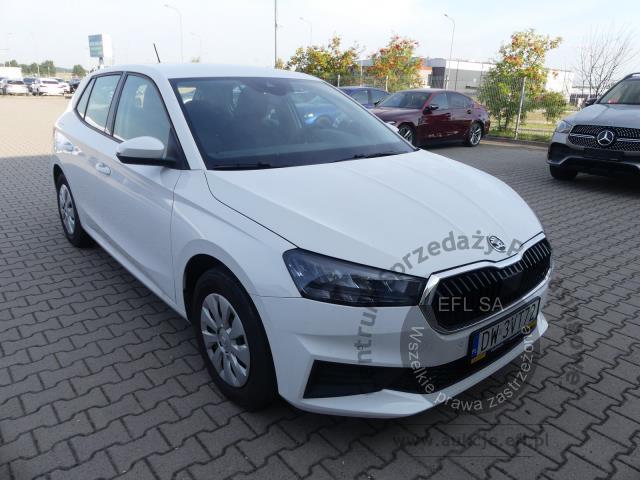 3 - Skoda Fabia 1.0 Ambition Hatchback 2023r. DW3VT72 Magnice