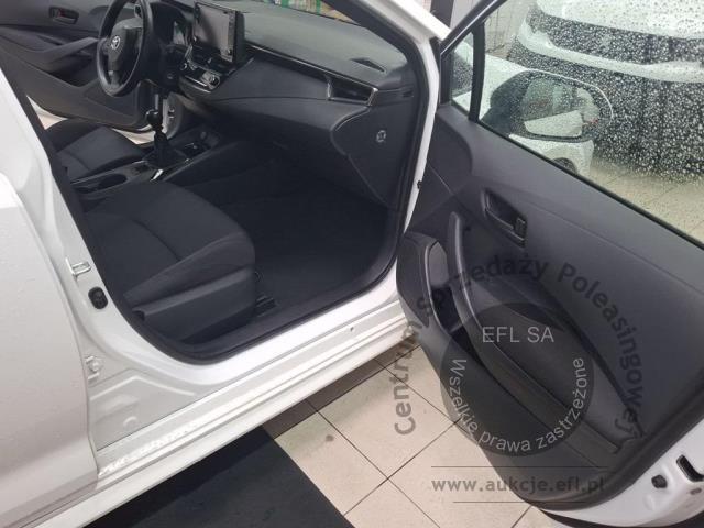 9 - Toyota Corolla 1.2T kombi uszkodzony 2021r. WI748KY Pojazd znajduje się w firmie AACAR sp. z o.o. Kasztanowa 5, 32-400 Jawornik