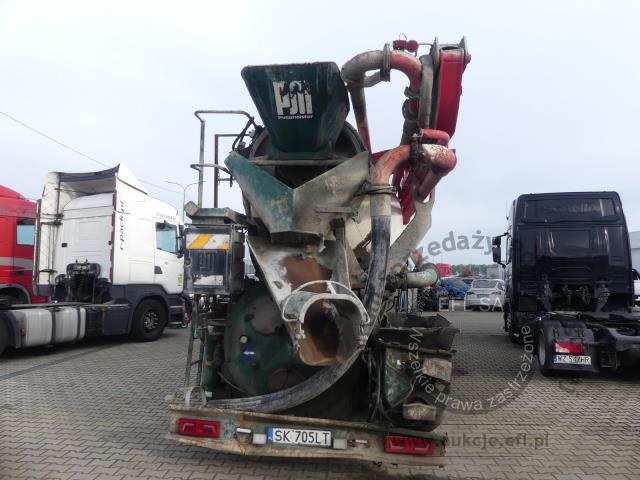 6 - SCANIA P114 GB8X4x4NA 380 2005r.