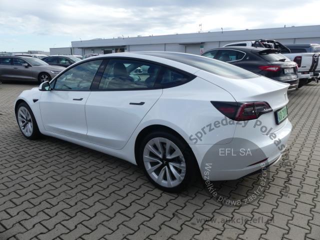 12 - TESLA MODEL 3 2021r.