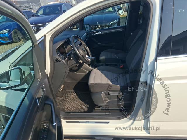 5 - Volkswagen Touran 1.5 TSI EVO Highline 2022r. DW2RY38 Magnice