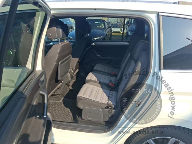 8 - Volkswagen Touran 1.5 TSI EVO Highline 2022r. DW2RY38 Magnice