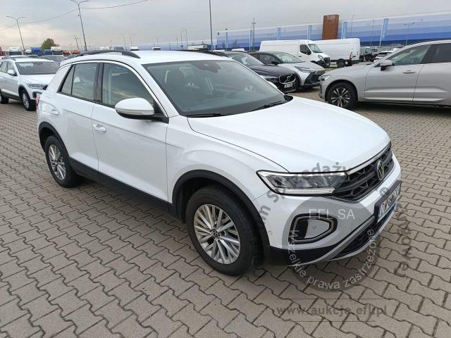 3 - Volkswagen T-ROC 1.5 TSI Life Hatchback 2023r. DW6WC93 UWAGA!! Pojazd znajduje się w firmie Arctos Sp. z o.o. Warszawa, Al. Krakowska 7, 02-183 Warszawa