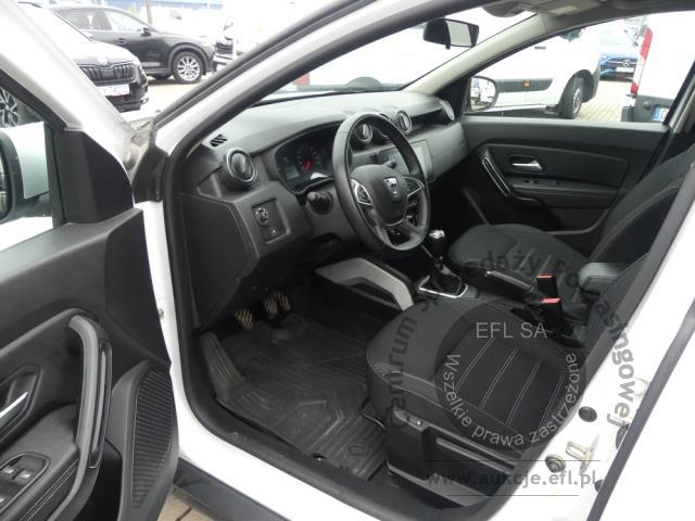 8 - RENAULT DUSTER 1.3 TCE 130KM 2022r.
