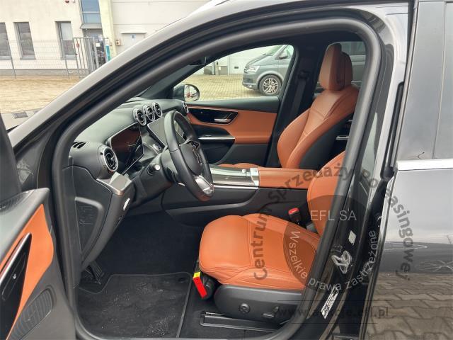 7 - MERCEDES BENZ GLC 300 DE 4-MATIC AVANTGARDE 2024r. DX26404 Magnice