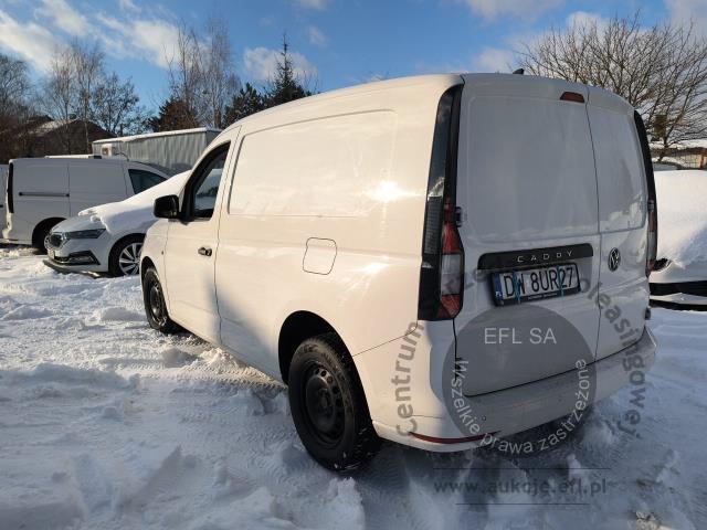 2 - Volkswagen Caddy Cargo 2.0 TDI 2022r. DW8UR27 Pojazd znajduje się w firmie ARCTOS GROUP sp. z o.o. Al. Krakowska 7, 02-183 Warszawa