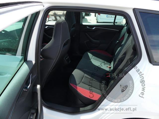 8 - EFL Finance SKODA KAMIQ 1.5 TSI 150KM MONTE CARL 2023r.