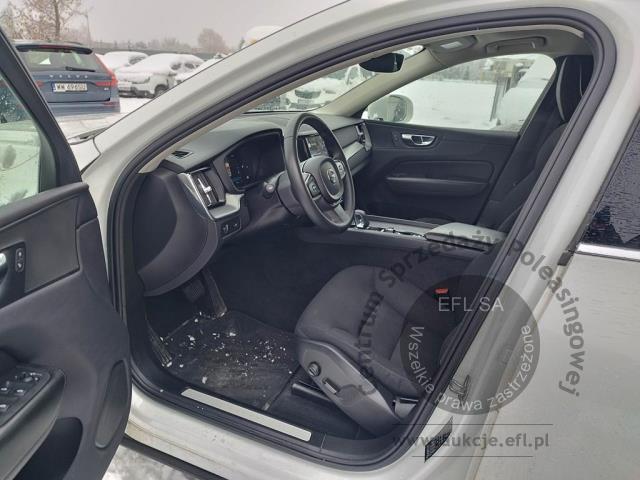 7 - Volvo XC 60 B4 B Momentum Pro aut Kombi 2021r. WND6055A Pojazd znajduje się w firmie ARCTOS GROUP sp. z o.o. Al. Krakowska 7, 02-183 Warszawa