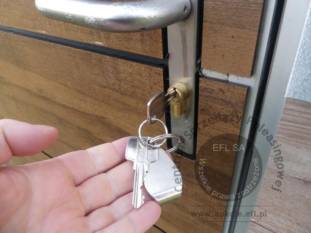 14 - Przyczepa gastronomiczna &quot;LODY GOFRY&quot; NIEWIADÓW B3500 2022r.