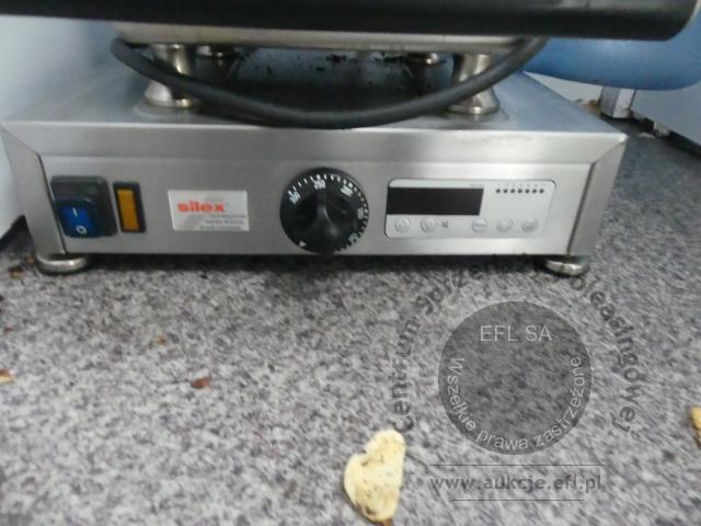 9 - Przyczepa gastronomiczna &quot;LODY GOFRY&quot; NIEWIADÓW B3500 2022r.