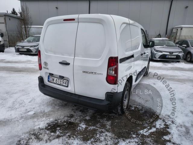 5 - Toyota Proace City 1.5 D-4D Standard 2,0t Active Furgon 2022r. DW6TE94 Pojazd znajduje się w firmie ARCTOS GROUP sp. z o.o. Al. Krakowska 7, 02-183 Warszawa