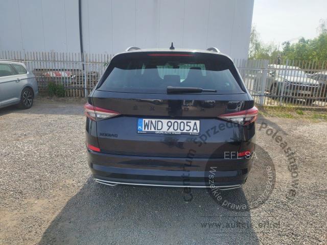 2 - Skoda Kodiaq 2.0 TDI 4x4 Sportline 2022r. WND9005A Pojazd znajduje się w firmie ARCTOS GROUP sp. z o.o. Al. Krakowska 7, 02-183 Warszawa
