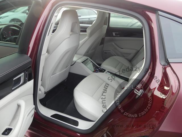 10 - PORSCHE PANAMERA GTS 4.0 V8 2021r.