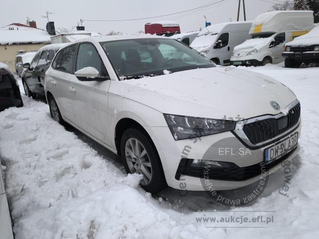 2 - Skoda Scala 1.6 TDI SCR Ambition DSG 2020r. DW9LA39 USZKODZONY Pojazd znajduje się w firmie ARCTOS GROUP sp. z o.o. Al. Krakowska 7, 02-183 Warszawa