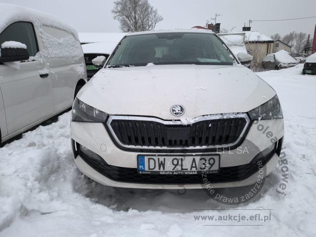 5 - Skoda Scala 1.6 TDI SCR Ambition DSG 2020r. DW9LA39 USZKODZONY Pojazd znajduje się w firmie ARCTOS GROUP sp. z o.o. Al. Krakowska 7, 02-183 Warszawa