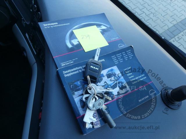 24 - Autobus MAN LION&#39;S COACH RHC 444 C 2014r.