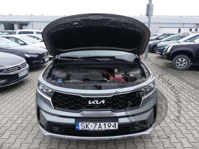 3 - KIA SORENTO 1.6 TGDI HEV AWD 2023r.