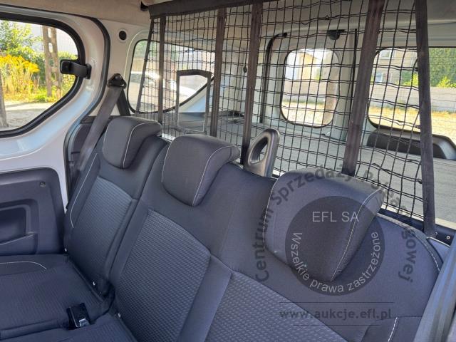 8 - Dacia Dokker 1.5 Blue dCi Laureate 2019r. DW9HA70 UWAGA!! Pojazd znajduje się w lokalizacji: Katowice 40-689, Małachowskiego 16