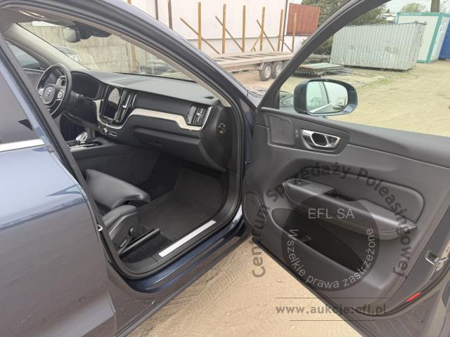 11 - VOLVO XC60 B4 D AWD Inscription aut 2022r. WND6115A Pojazd znajduje się w firmie MDM AUTO sp. z o.o. ul. Zawodników 1, 80-729 Gdańsk