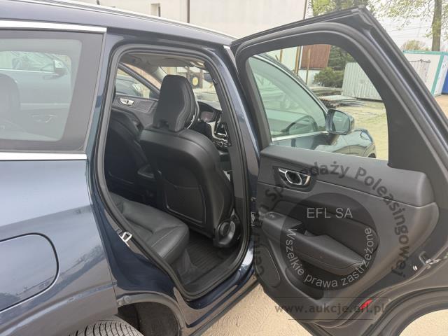 12 - VOLVO XC60 B4 D AWD Inscription aut 2022r. WND6115A Pojazd znajduje się w firmie MDM AUTO sp. z o.o. ul. Zawodników 1, 80-729 Gdańsk