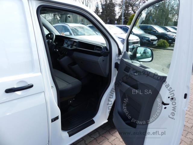 10 - Volkswagen Transporter T6.1 TDI L2H1 2023r. PY33556 AUTO MOTO CENTRUM Sp. z o.o. Poznań 61-312, ul. Ostrowska  328
