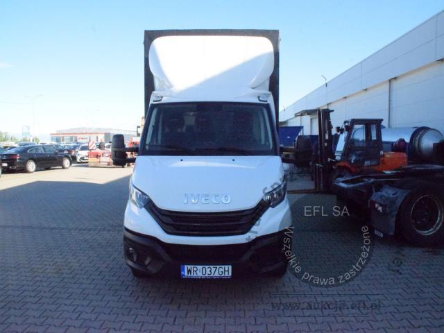 2 - IVECO DAILY 3.0 AUTOMAT 35S18 2023r.