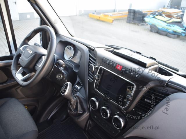 9 - IVECO DAILY 3.0 AUTOMAT 35S18 2023r.