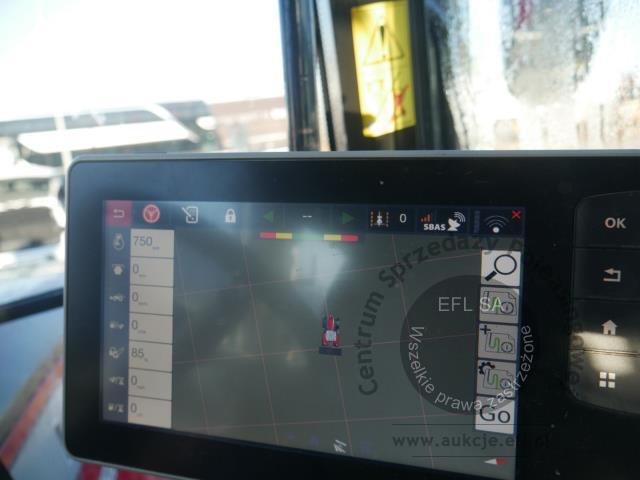 27 - Ciągnik rolniczy Massey Ferguson MF 7726S   2019r.