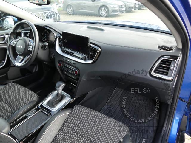 5 - KIA X-CEED 1.6 GDI PHEV 2022r.