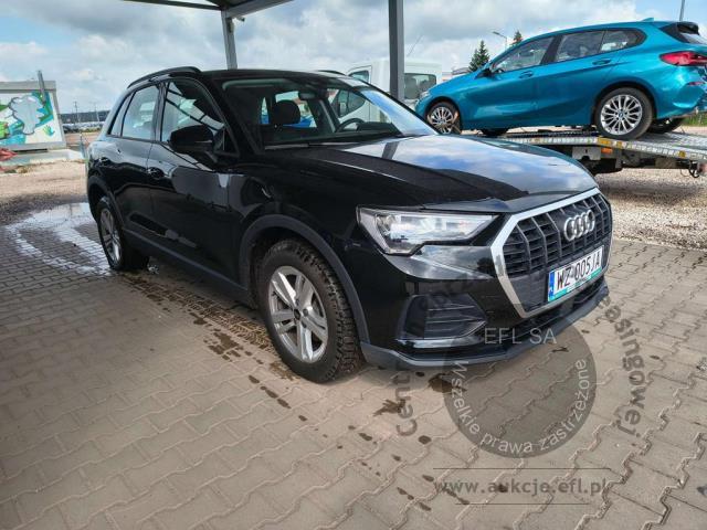 2 - Audi Q3 35 TDI S tronic Kombi 2024r. WZ005JA Pojazd znajduje się w firmie ARCTOS GROUP sp. z o.o. Al. Krakowska 7, 02-183 Warszawa