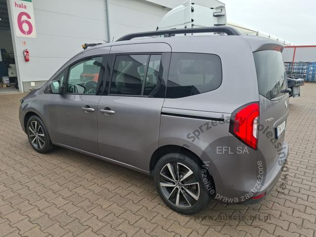 3 - Mercedes T klasa T 180 d Progressive Aut. 2023r. Magnice DW1VP67