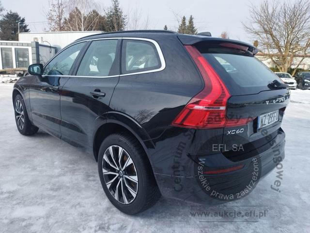 5 - Volvo XC 60 B4 B Core aut Kombi 2022r. WZ255FU Pojazd znajduje się w firmie ARCTOS GROUP sp. z o.o. Al. Krakowska 7, 02-183 Warszawa