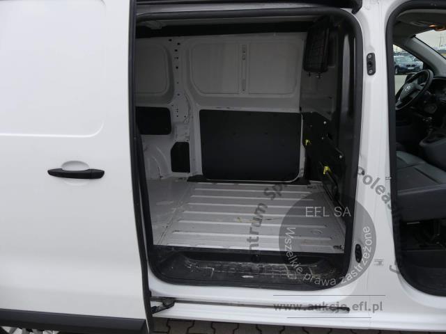 10 - Toyota Proace 2.0 D-4D Long 3,1t 2022r. DW2SW07 Magnice