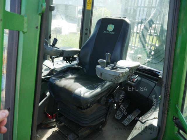 12 - Maszyna leśna forwarder John Deere 1110D  2008r.