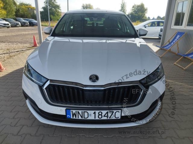 2 - Skoda Octavia 2.0 TDI Ambition 2022r. WND1847C Pojazd znajduje się w firmie ARCTOS GROUP sp. z o.o. Al. Krakowska 7, 02-183 Warszawa
