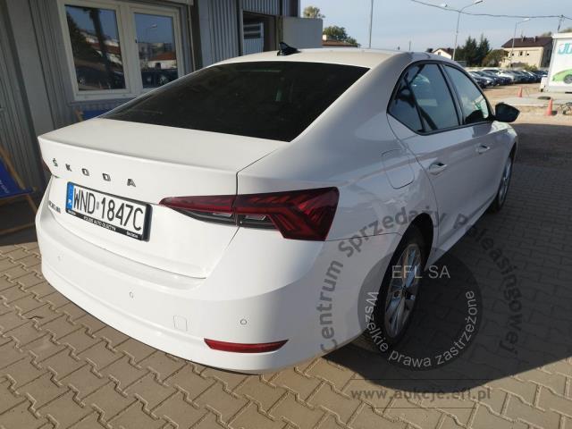 4 - Skoda Octavia 2.0 TDI Ambition 2022r. WND1847C Pojazd znajduje się w firmie ARCTOS GROUP sp. z o.o. Al. Krakowska 7, 02-183 Warszawa
