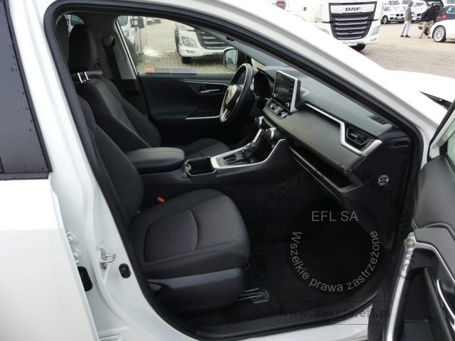 6 - Toyota RAV4 2.0 Comfort 4x2 MS 2022r. SK497WW Magnice