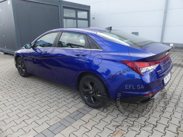5 - Hyundai Elantra 1.6 Smart CVT Sedan 2023r. DW7WJ17 Magnice
