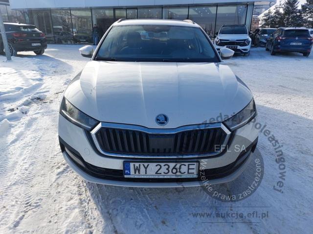 2 - Skoda Octavia 2.0 TDI Ambition Kombi 2021r. WY236CE Pojazd znajduje się w firmie AACAR sp. z o.o. Jawornik 90, 32-400 Myślenice
