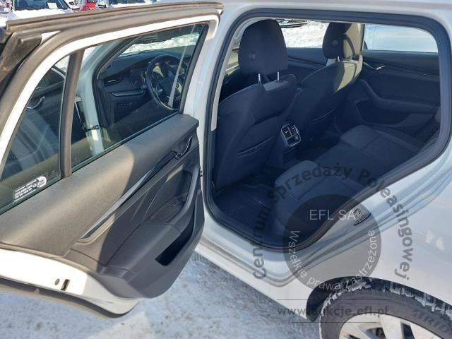 7 - Skoda Octavia 2.0 TDI Ambition Kombi 2021r. WY236CE Pojazd znajduje się w firmie AACAR sp. z o.o. Jawornik 90, 32-400 Myślenice