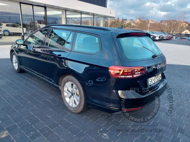 4 - VOLKSWAGEN Passat 2.0 TDI EVO Essence 2020r. SK672TS Uwaga! Pojazd znajduje się w firmie AACAR sp. z o.o. Jawornik 90, 32-400 Myślenice