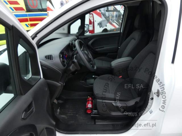 9 - MERCEDES - BENZ CITAN 110 1.3 102KM FURGON 2022r.