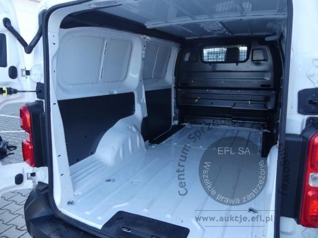 6 - Toyota Proace 2.0 D-4D 2022r. DW2SW08 Magnice