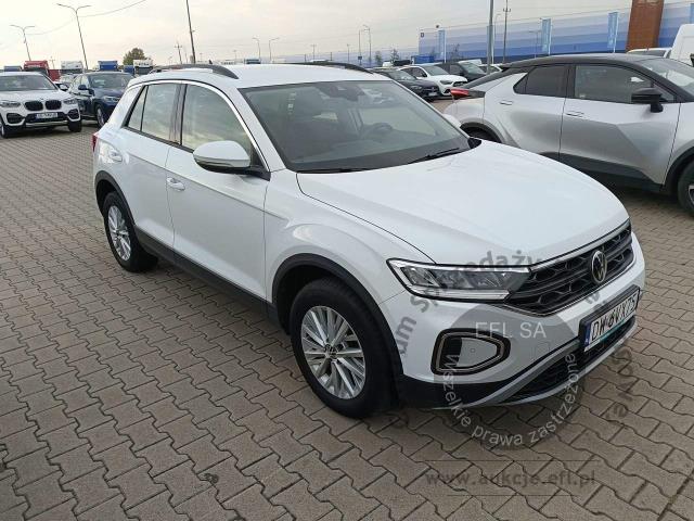 3 - Volkswagen T-ROC 1.5 TSI Life Hatchback 2023r. DW6VX75 UWAGA!! Pojazd znajduje się w firmie Arctos Sp. z o.o. Warszawa, Al. Krakowska 7, 02-183 Warszawa