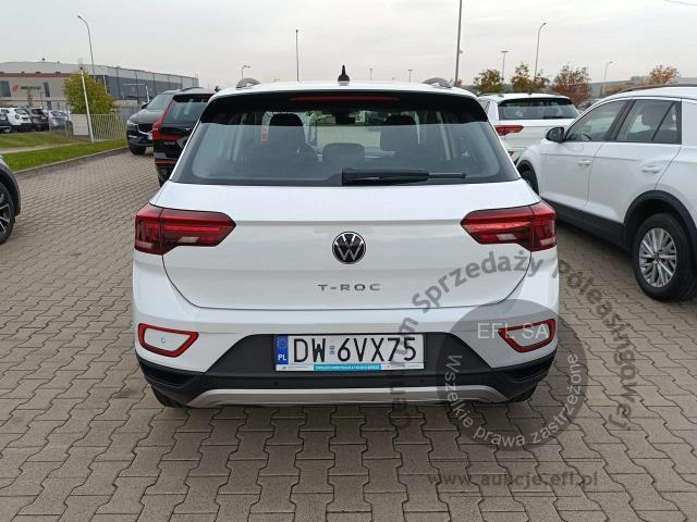 6 - Volkswagen T-ROC 1.5 TSI Life Hatchback 2023r. DW6VX75 UWAGA!! Pojazd znajduje się w firmie Arctos Sp. z o.o. Warszawa, Al. Krakowska 7, 02-183 Warszawa