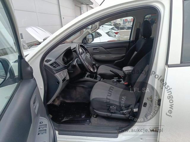 5 - Mitsubishi  L200 2.4 d DC Invite 2019r. KR3PH76 Magnice