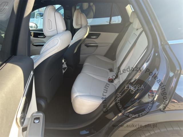 8 - MERCEDES BENZ GLC 300 DE 4-MATIC AVANTGARDE plug-in 2024r. DX29462 Magnice